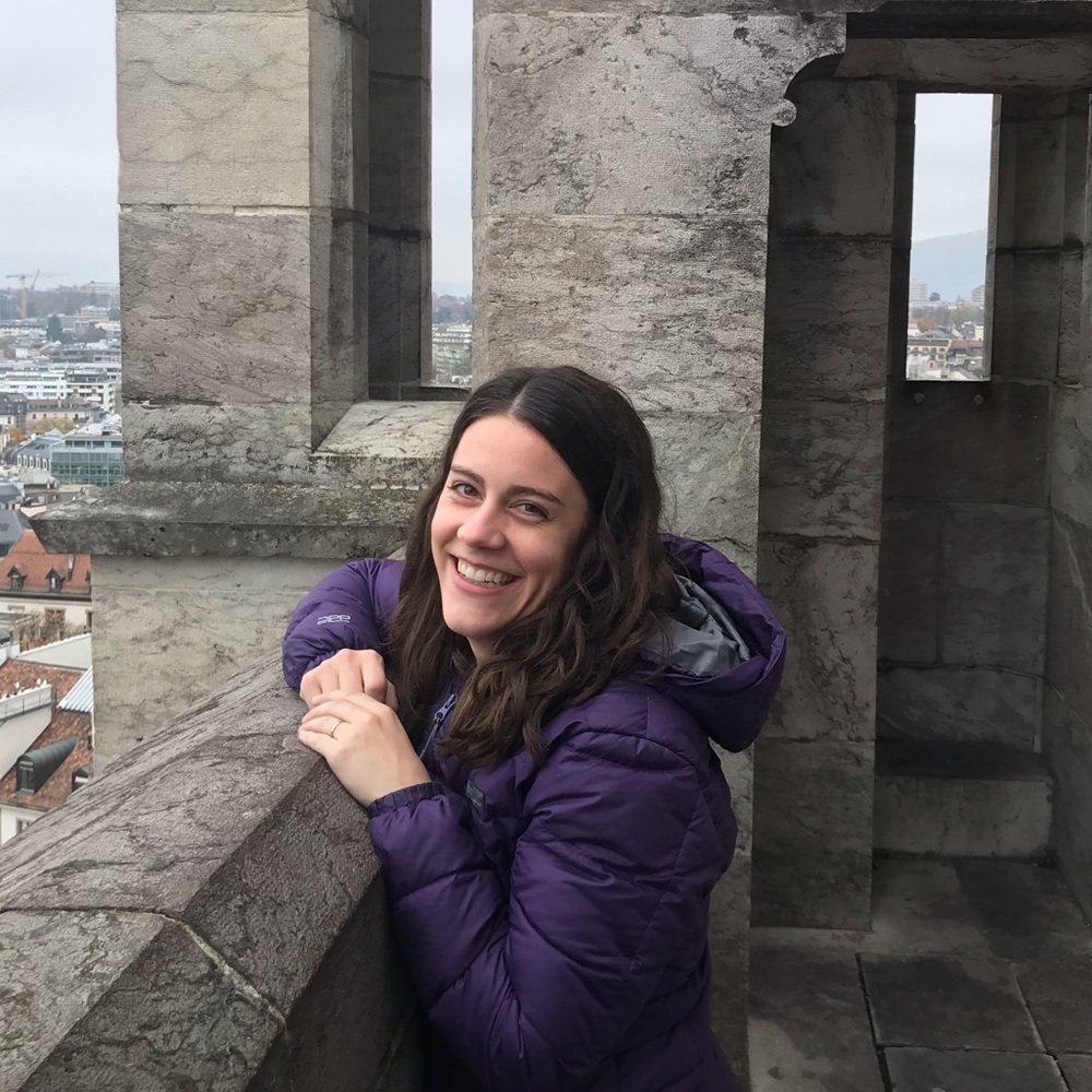 Meet your Posher, Elizabeth